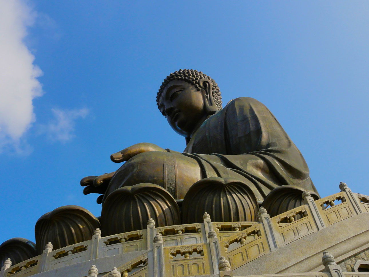 Lantau: il grande Buddha – Mosaico Tour Operator