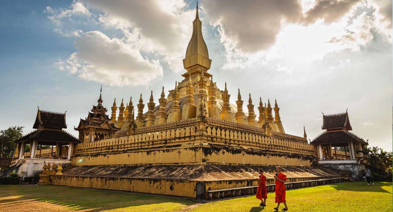 That Luang, Vientiane