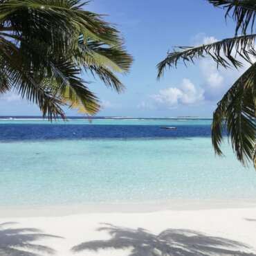 maldive-nika-island-resort-mare-azzurro