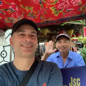 vietnam-hanoi-scoperta-bicicletta-riscio-filippo