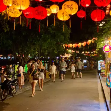 vietnam-hoi-an-serata-lanterne