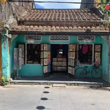 vietnam-hoi-an-tipico-negozio