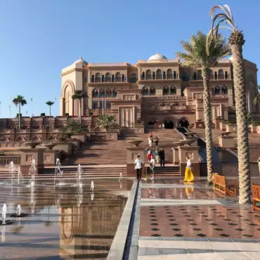 abu-dhabi-emirati-arabi-emirates-palace