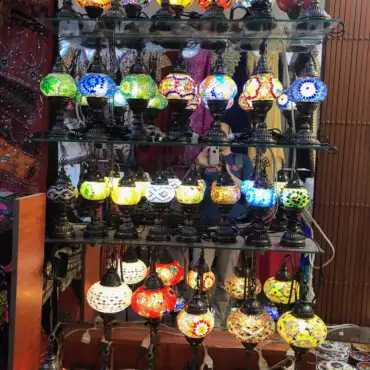 dubai-emirati-arabi-lampade-mercato