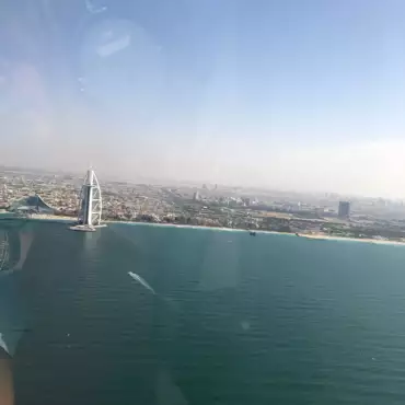 dubai-emirati-arabi-skyline-elicottero